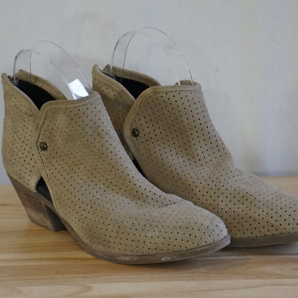 ADAM TUCKER by ME TOO perforated Suede Ankle Boot
